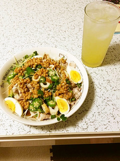 ★豚肉と納豆とオクラのサラダうどん★-レシピのメイン写真