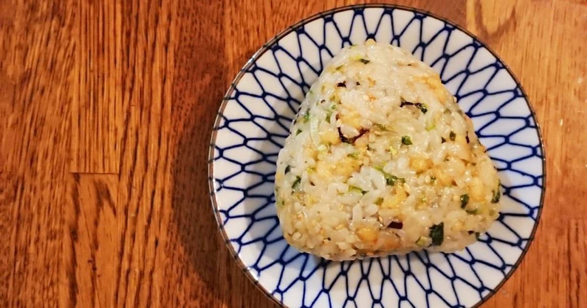 基本からアレンジまで!思わずつくりたくなる「美味しい天かす」のレシピ集 | クックパッド