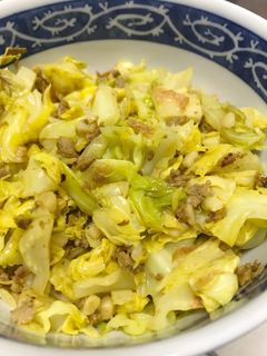 春キャベツとコンビーフのカレー炒め-レシピのメイン写真