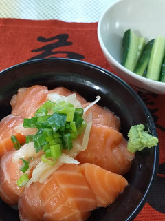 つゆ1本で簡単に作れる鮭丼!-レシピのメイン写真