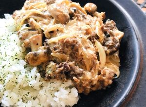 話題入☆我が家の秘伝＊ビーフストロガノフ-レシピのメイン写真