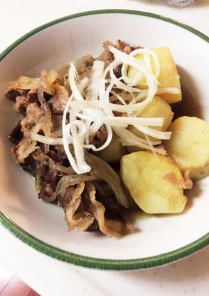 肉じゃが 白髪葱で手抜き隠し-レシピのメイン写真