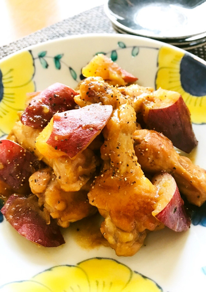 簡単おかず☆鶏手羽元とさつま芋の甘辛煮-レシピのメイン写真