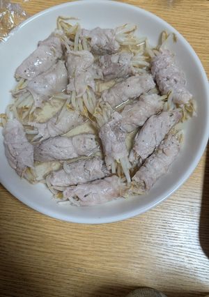 レンジで絶品！レンジでもやしの肉巻き-レシピのメイン写真