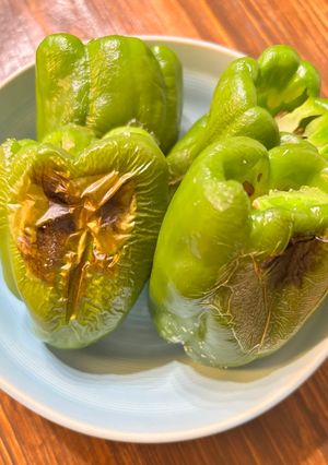 トースターにボン！ピーマンの丸焼き-レシピのメイン写真