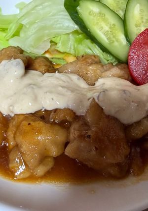 煮込むチキン南蛮にいぶりがっこタルタル-レシピのメイン写真