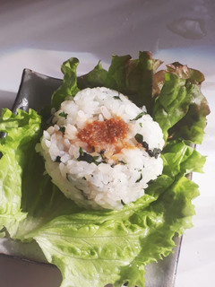 うこぎのクルミ味噌おにぎり-レシピのメイン写真