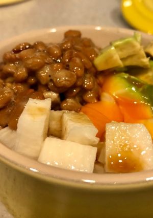 ミニココットでアボトロ納豆サラダ丼-レシピのメイン写真