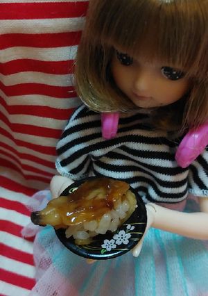 リカちゃんサイズ♡煮蛤風あさりの握りꕤ*-レシピのメイン写真