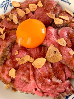 簡単!こくうまローストビーフ丼-レシピのメイン写真