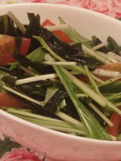 水菜とわかめのサラダ-レシピのメイン写真