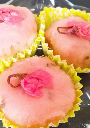 簡単☆一口桜のおはぎ☆お花見にも-レシピのメイン写真