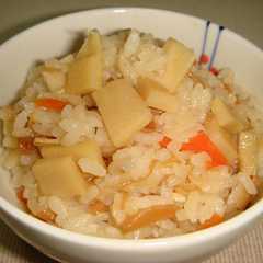 รูปของ なめたけのこご飯