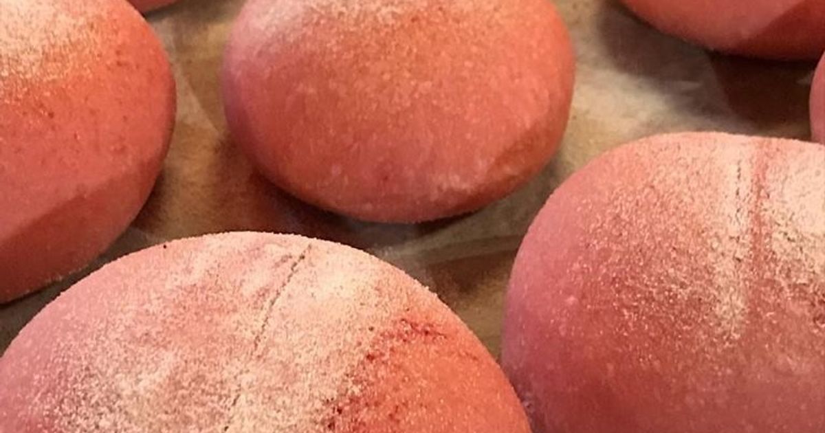 ピンクのふわふわパン by Kimidorifk 【クックパッド】 簡単おいしい