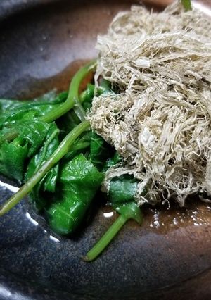 コウモリソウのお浸し、とろろ昆布添え-レシピのメイン写真