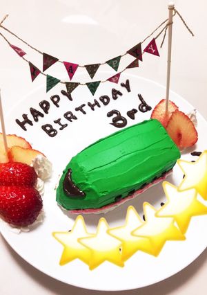 カステラで簡単新幹線ケーキ（はやぶさ）-レシピのメイン写真