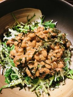 毎日の納豆●水菜とシラス炒めにのせて-レシピのメイン写真
