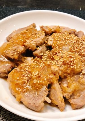 玉ねぎ&生姜＊豚ヒレ肉のソテー-レシピのメイン写真