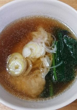 即席！　醤油味のワンタンスープ♪-レシピのメイン写真