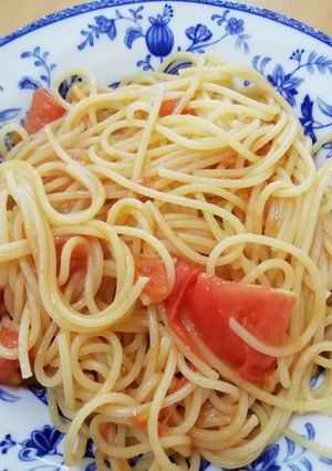 ランチに簡単！トマトのペペロンチーノ-レシピのメイン写真