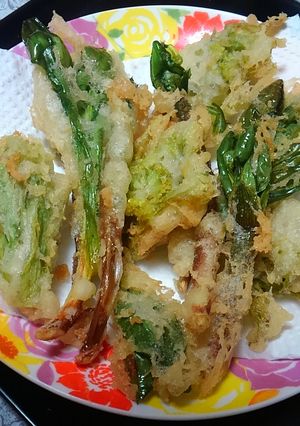 ふきのとうとアイヌ葱の天ぷら´-レシピのメイン写真