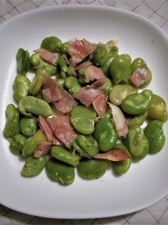 そら豆とベ−コンのにんにく炒め-レシピのメイン写真