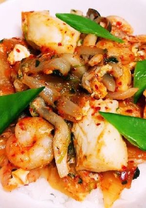冷凍シーフードで！海鮮キムチ卵丼-レシピのメイン写真