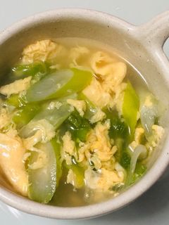 ごま油香るふんわり卵レタスねぎのスープ-レシピのメイン写真