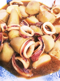 里芋とイカの煮物♪♪♪-レシピのメイン写真