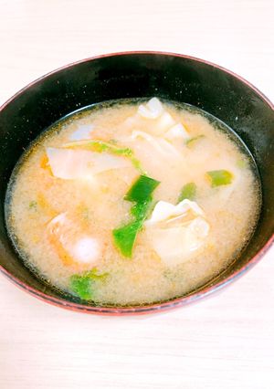 ウインナー入りカレー風味噌汁-レシピのメイン写真