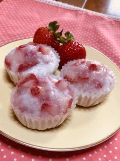いちご蒸しパン-レシピのメイン写真