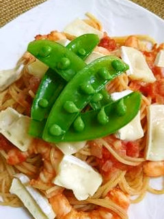 カマンベールチーズと春野菜のトマトパスタ-レシピのメイン写真