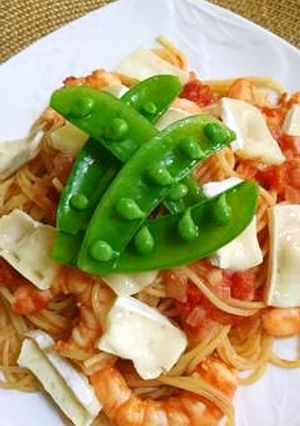カマンベールチーズと春野菜のトマトパスタ-レシピのメイン写真