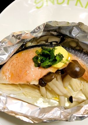 乗せて包んで5分！鮭のホイル焼き-レシピのメイン写真