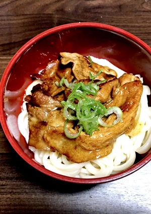 冷たおうどん！とろろ・お肉のせ！-レシピのメイン写真