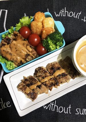 お弁当に♡玉ねぎたっぷり薄焼きハンバーグ-レシピのメイン写真