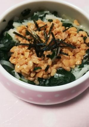 【離乳食中後期】納豆のねばねばうどん-レシピのメイン写真