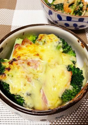 ブロッコリーとベーコンのヘルシーグラタン-レシピのメイン写真