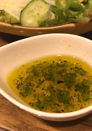 オリーブオイルの手作りドレッシング-レシピのメイン写真