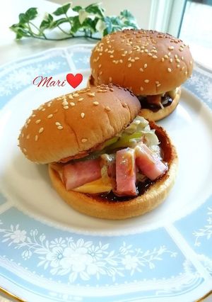 きのこベーコンの和風ハンバーガー-レシピのメイン写真