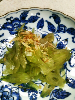 春が旬フキ!板ずりも下茹でもしない浅漬け-レシピのメイン写真