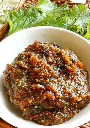 青紫蘇消費♪青紫蘇（大葉）のおかず味噌-レシピのメイン写真