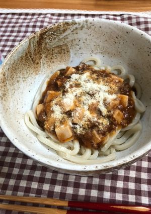 材料3つ!ハマる♡麻婆豆腐チーズうどん-レシピのメイン写真