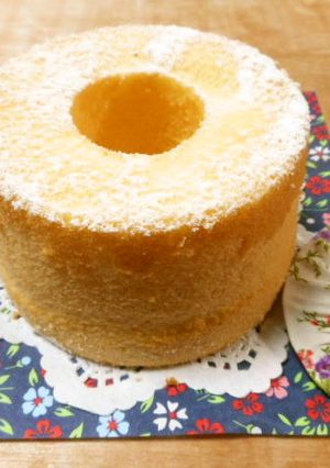 10cmのシフォンケーキ丸ごと(米粉編）-レシピのメイン写真