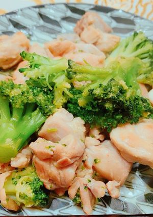 ブロッコリーと鶏胸肉-レシピのメイン写真