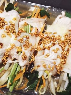 レンジで!豆苗と大葉のチーズ肉巻き-レシピのメイン写真