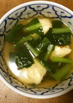 白だしで湯葉と小松菜のお吸い物-レシピのメイン写真
