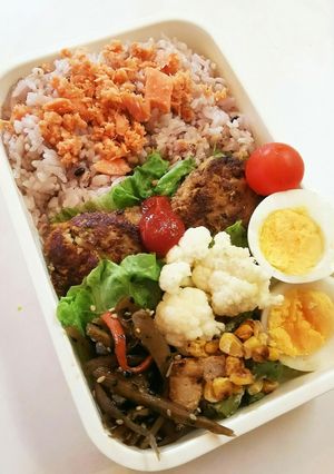 お弁当(4/19)ブロッコリーハンバーグ-レシピのメイン写真