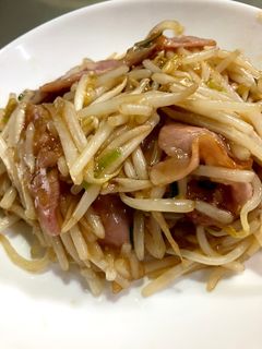 シャキシャキもやし炒めベーコン入り-レシピのメイン写真