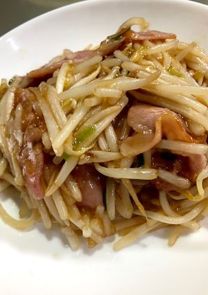 シャキシャキもやし炒めベーコン入り-レシピのメイン写真